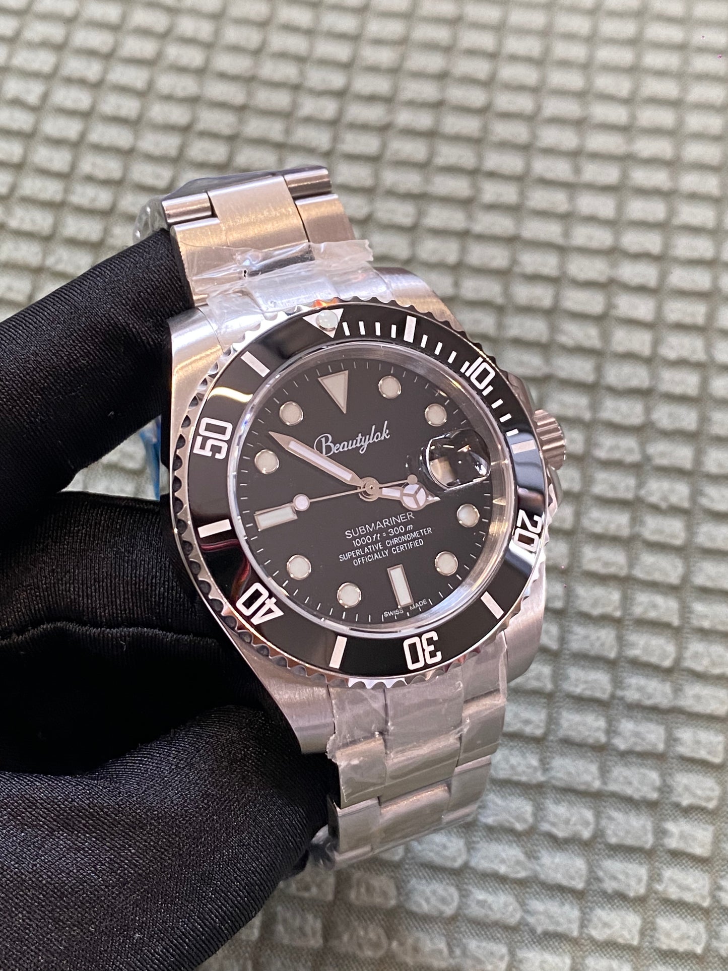 Classic Submariner-Inspired Wristwatch – Elevate Your Everyday Style