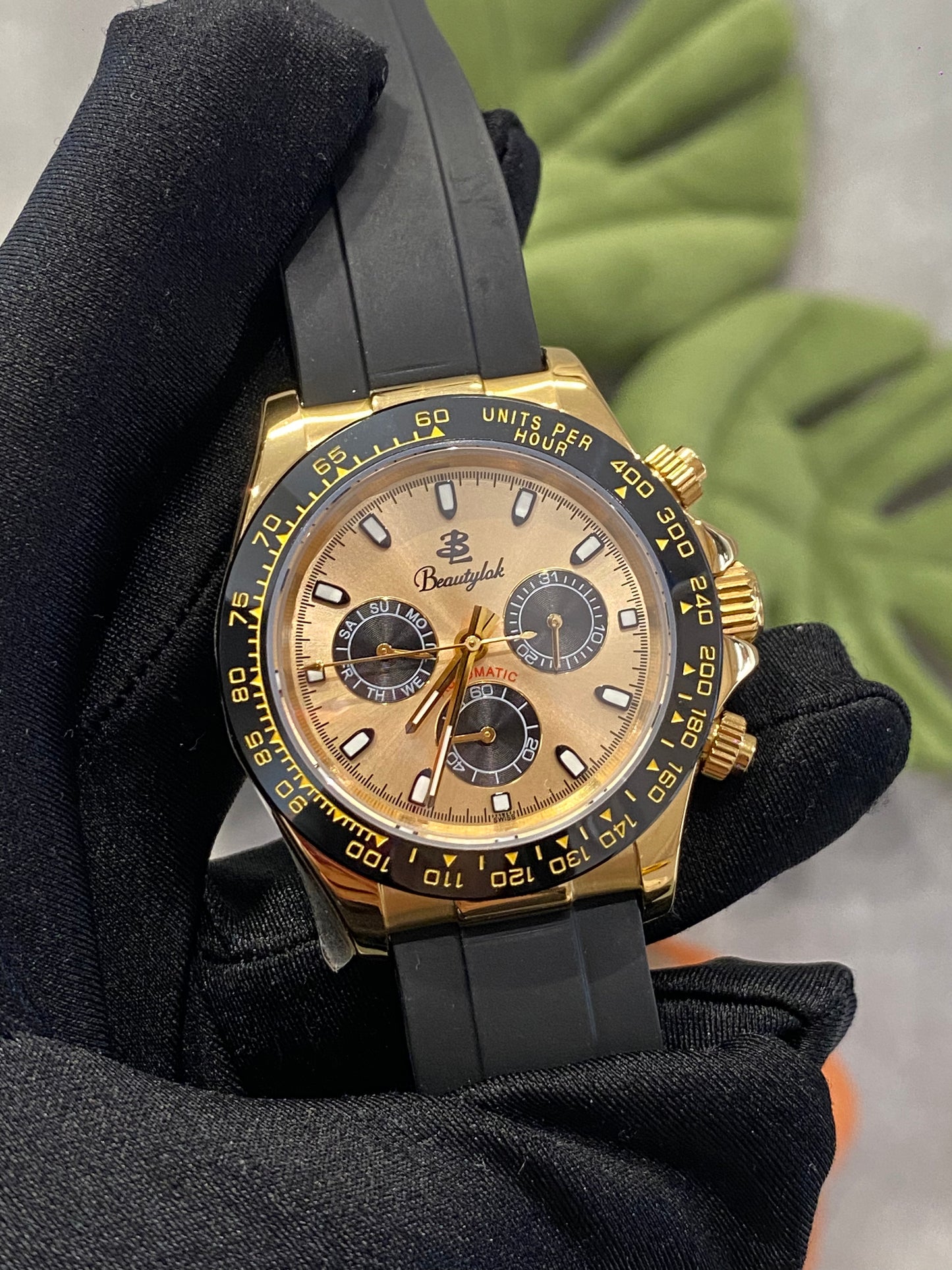 Classic Panda Dial & Rubber Strap Chronograph